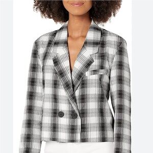 BB Dakota jacket. NWOT. Size S. Cropped. B & W